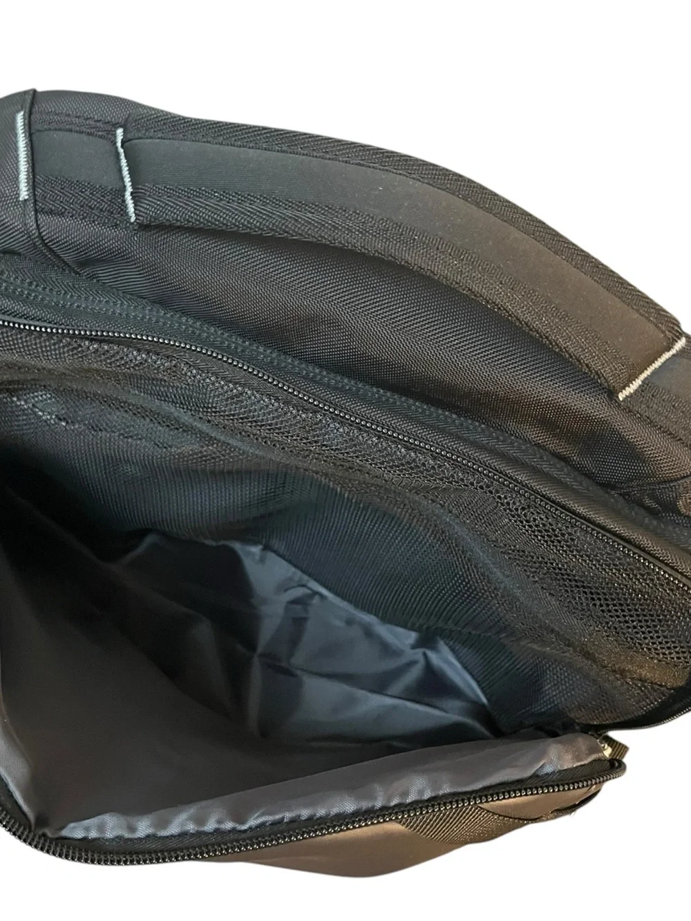 NWT QUEST - ADVENTURE - 35L | TRAVEL BACKPACK Hiking | Camping Gear | Travel